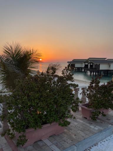 عکس هتل دریایی ترنج