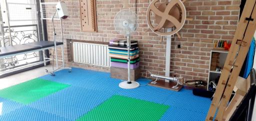 عکس کاردرمانی و گفتار درمانی امید شرق