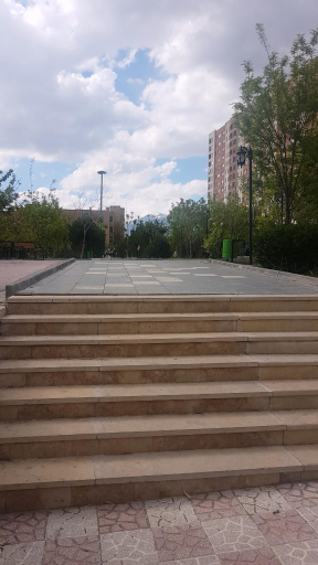 عکس بوستان مادر و کودک (ارغوان)