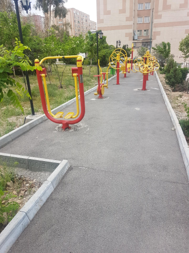 عکس بوستان مادر و کودک (ارغوان)