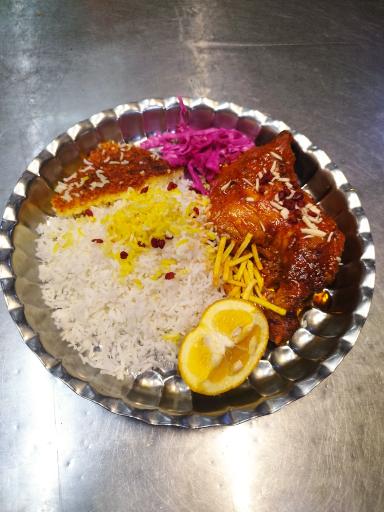 عکس کترینگ نان و نمک ایرانی