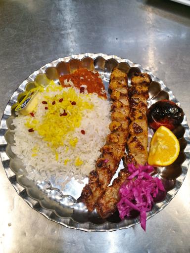 عکس کترینگ نان و نمک ایرانی