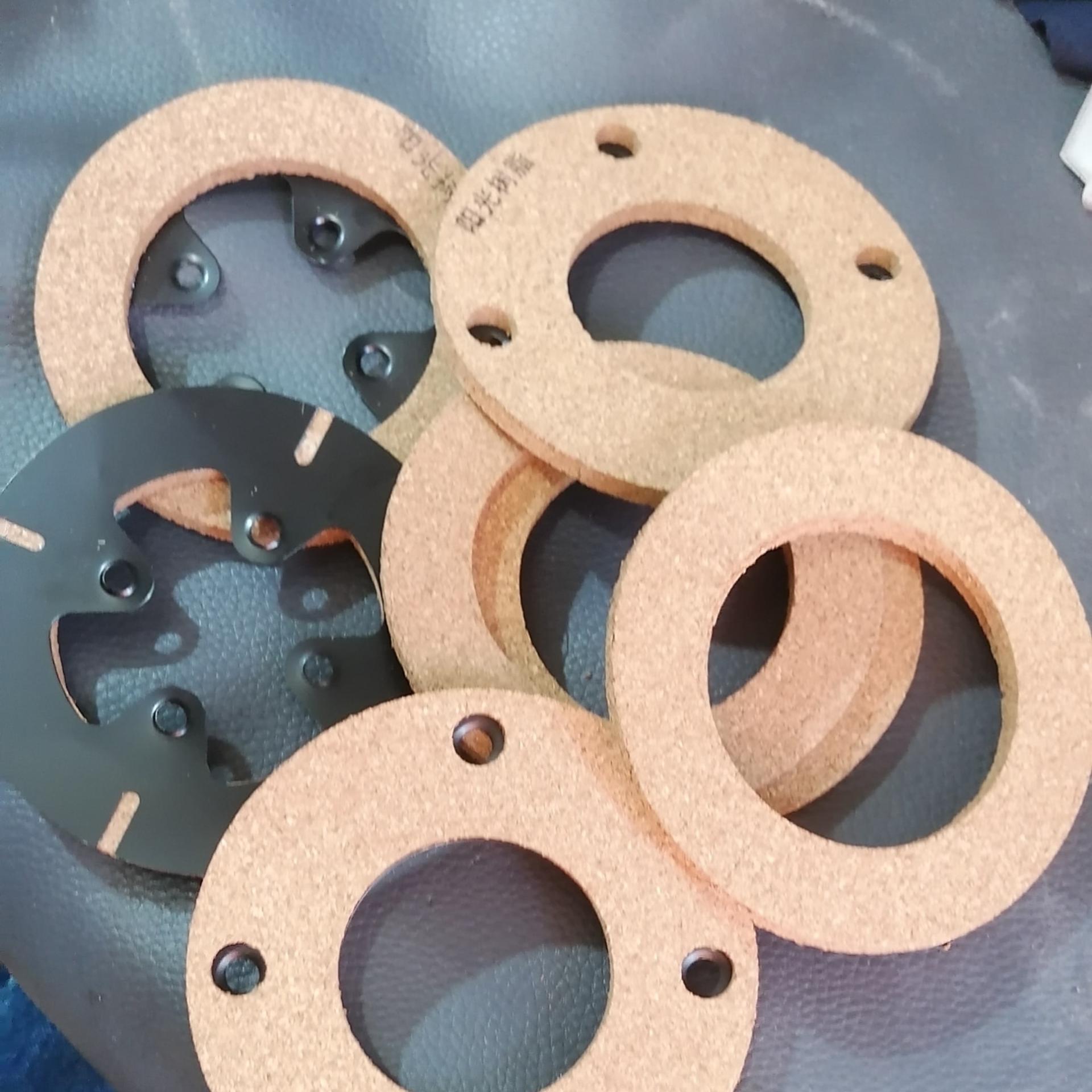 عکس تعمیر چرخ خیاطی صنعتی و خانگی فلاحتی