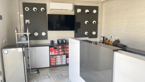 عکس فروشگاه دوربین مداربسته ایمن استور (جنامی)