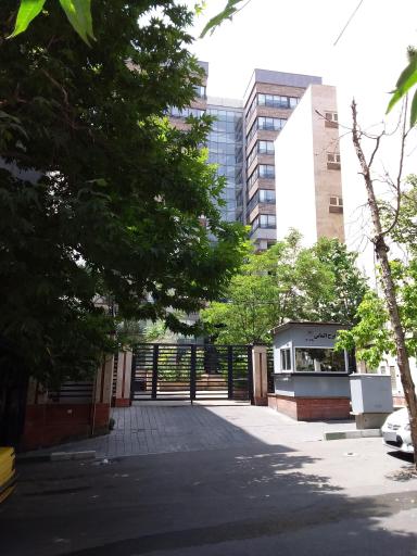 عکس مجتمع پزشکی برج الماس