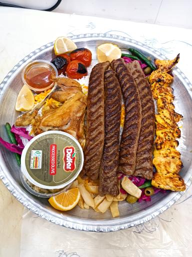 عکس رستوران بیرون بر فست فود نگین