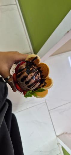 عکس کافه کتاب ماجرا