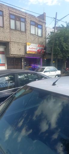 عکس بورس و لوازم یدکی مجید