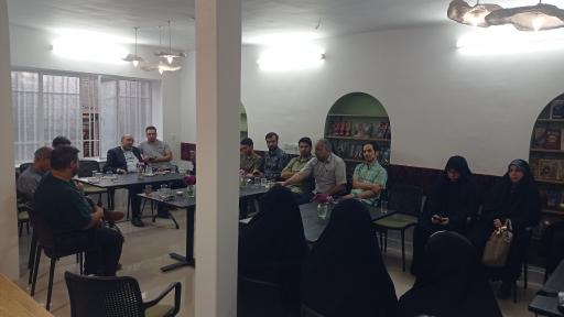 عکس کافه کتاب ماجرا