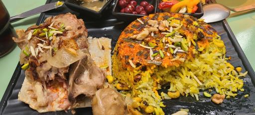 عکس کافه رستوران ایستگاه