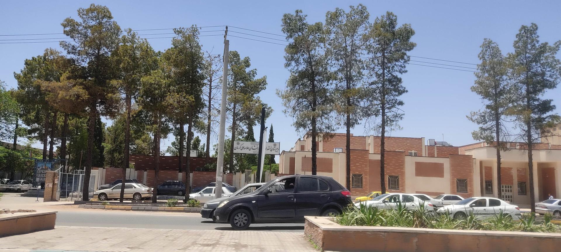 عکس دبیرستان استعدادهای درخشان نوبت دوم