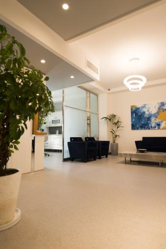 عکس دندان‌پزشکی سینا دکتر مصطفی حیدری