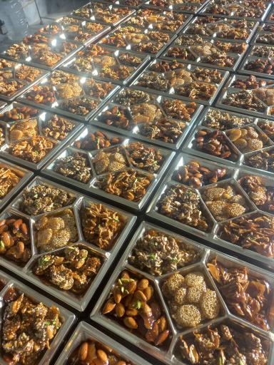 عکس شیرینی کده 1990