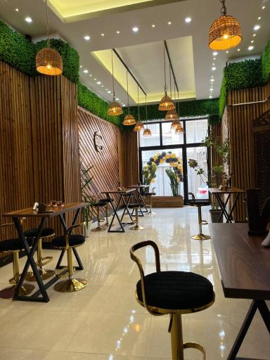 عکس کافه شاهان