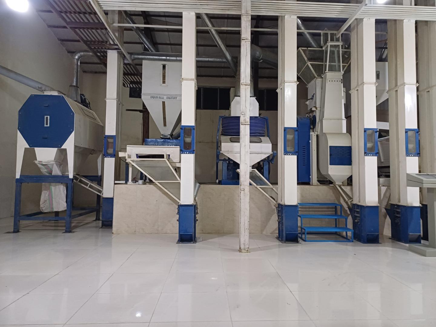 عکس کارخانه شالیکوبی مکانیزه کادوس (نعیمی)