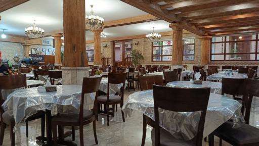 عکس رستوران صادقیه