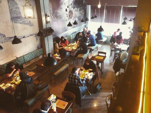 عکس رستوران پازل پلاس