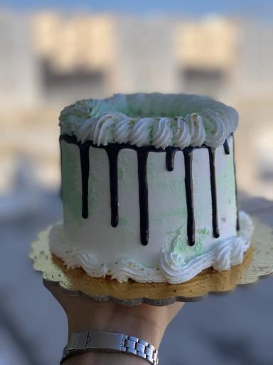 عکس کافه‌ قنادی‌ سبز