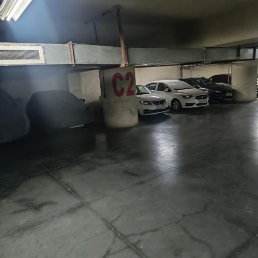 عکس پارکینگ شبانه روزی رضوان