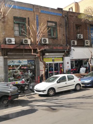 عکس  فروشگاه چسب و ابزار میهن