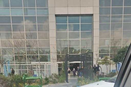 عکس مجتمع تجاری مگا پارس