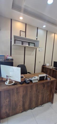 عکس گروه مشاورین املاک فرهنگ