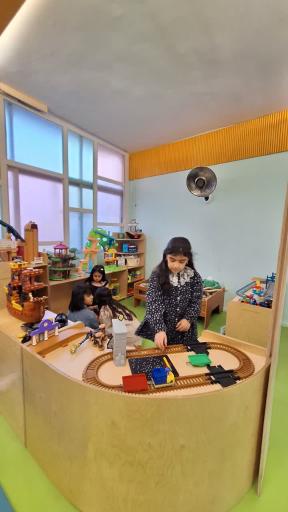 خانه بازی ثنا 