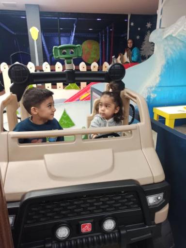 خانه بازی ثنا 