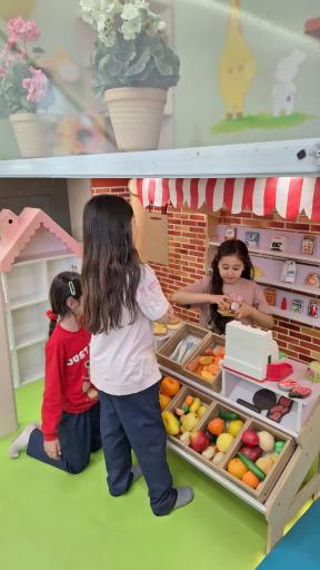 عکس خانه بازی ثنا 