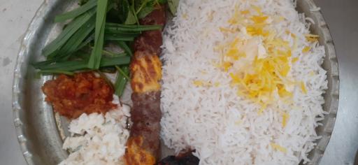 تهیه غذایی و رستوران ترنج