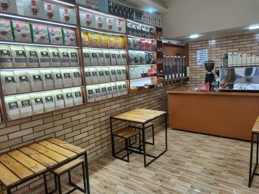 عکس کافه قهوه چارلی