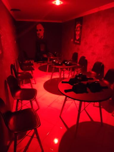 عکس کافه فست فود کافیین 