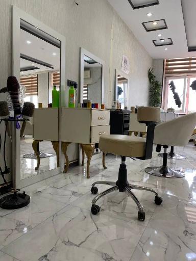 عکس سالن ماه آفرین
