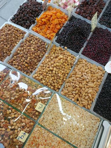 عکس خشکبار وحید