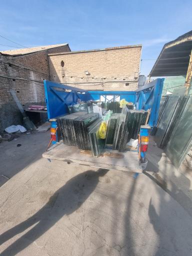 عکس بنگاه شیشه سکوریت نیکبخت