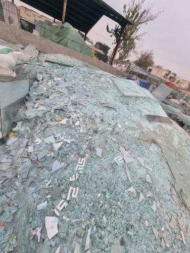 عکس بنگاه شیشه سکوریت نیکبخت