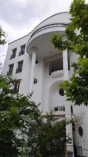 عکس آزمایشگاه مرکزی پاتوبیولوژی