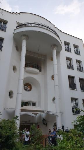 عکس آزمایشگاه مرکزی پاتوبیولوژی