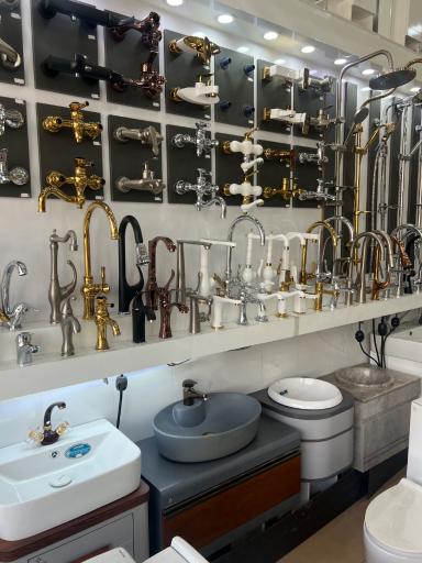 عکس فروشگاه حسنی