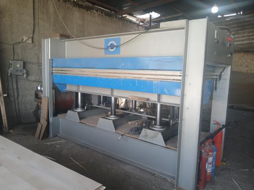 عکس پرس چوب برادران صالحی