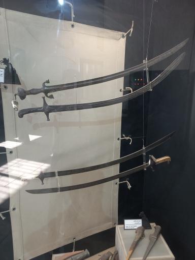 عکس آرامگاه نادر شاه افشار