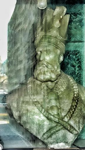 عکس آرامگاه نادر شاه افشار