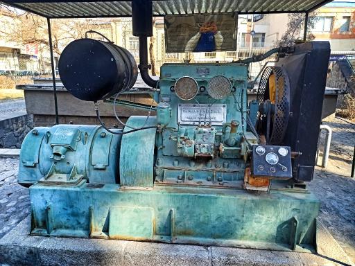 عکس آرامگاه نادر شاه افشار