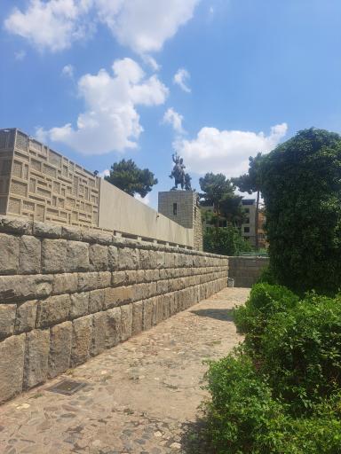 عکس آرامگاه نادر شاه افشار