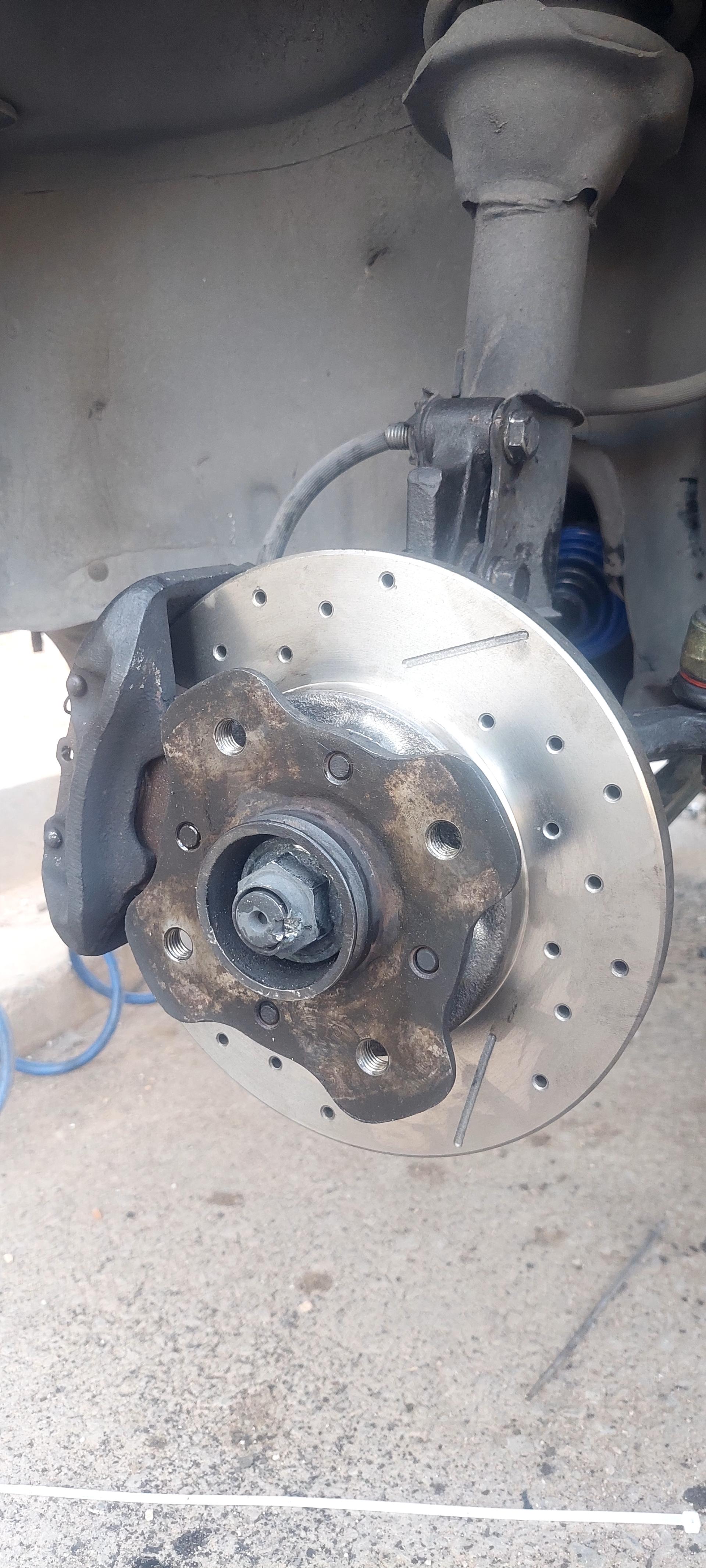 عکس فروشگاه لنت میلاد