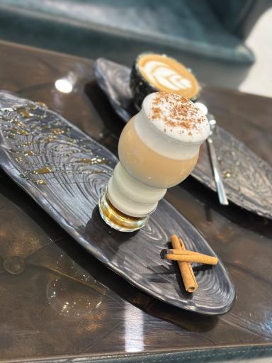 عکس کافه رستوران هوراد پالاس