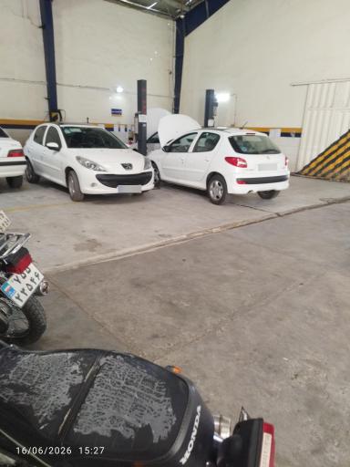 عکس نمایندگی ایران خودرو کد 3414