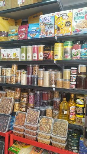 عکس ارگانیک بار زعفرانیه 