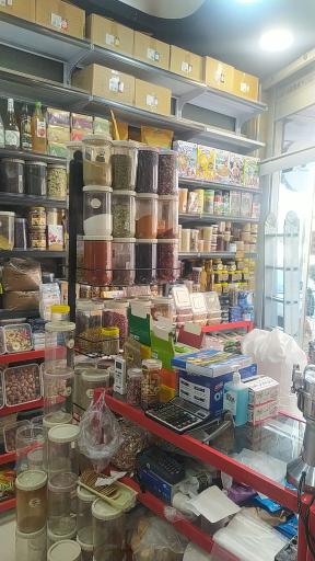 عکس ارگانیک بار زعفرانیه 