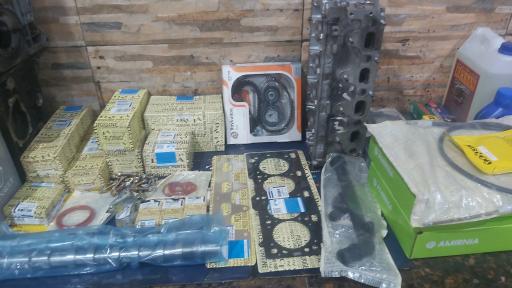 عکس کلینیک تخصصی خودرو اعتماد